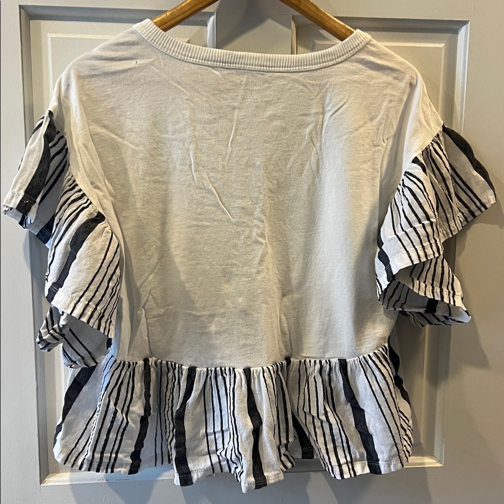 Anthropologie Pilcro KISS Band Ruffle Shirt. Size Small - Picture 4 of 5